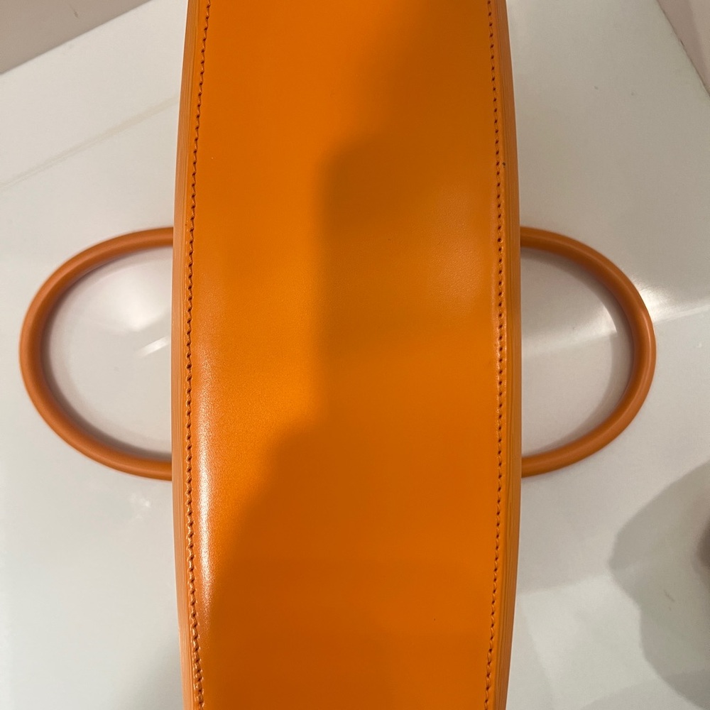 Louis Vuitton Epi Jasmine Handbag Orange - Picture 6 of 10